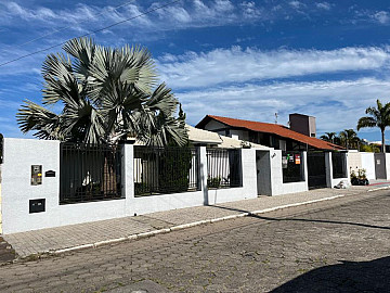 Casa Alto Padr�o - Venda - Centro - Tijucas - SC