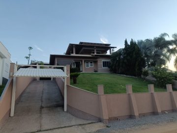 Casa Alto Padrão - Venda - Cobre - Canelinha - SC