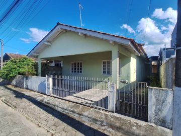 Casa - Venda - Praça - Tijucas - SC