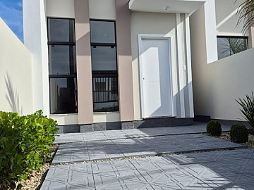 Casa � Venda