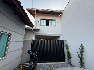 Casa - Venda - Centro - Canelinha - SC