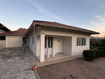 Casa - Venda - Centro - Canelinha - SC